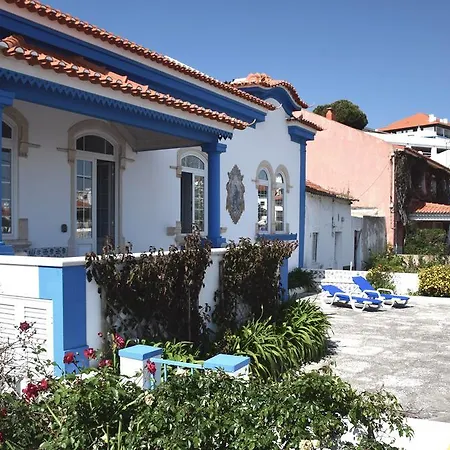 Casa Do Cais De Sao Martinho Do Porto Holiday home *