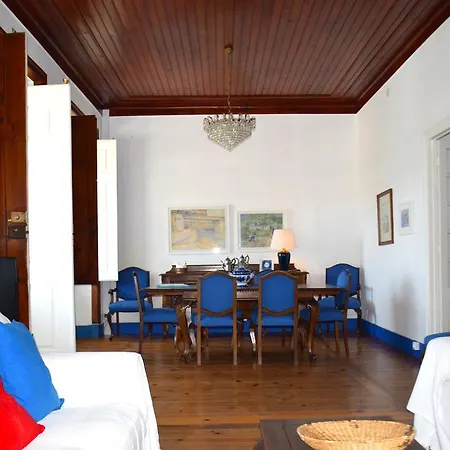 Casa Do Cais De Sao Martinho Do Porto Holiday home