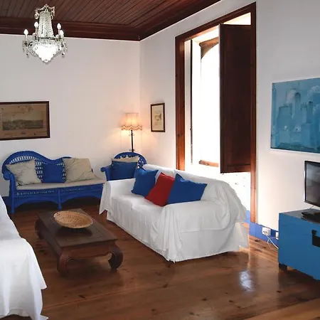 Casa Do Cais De Sao Martinho Do Porto Holiday home Alcobaca