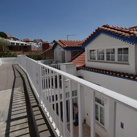 Casa Do Cais De Sao Martinho Do Porto Alcobaca